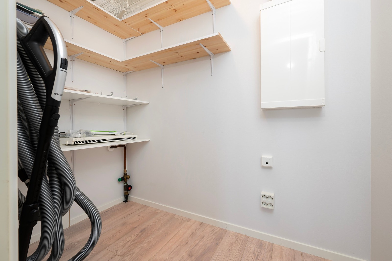 Praktisk innvendig bod. Galleribilde