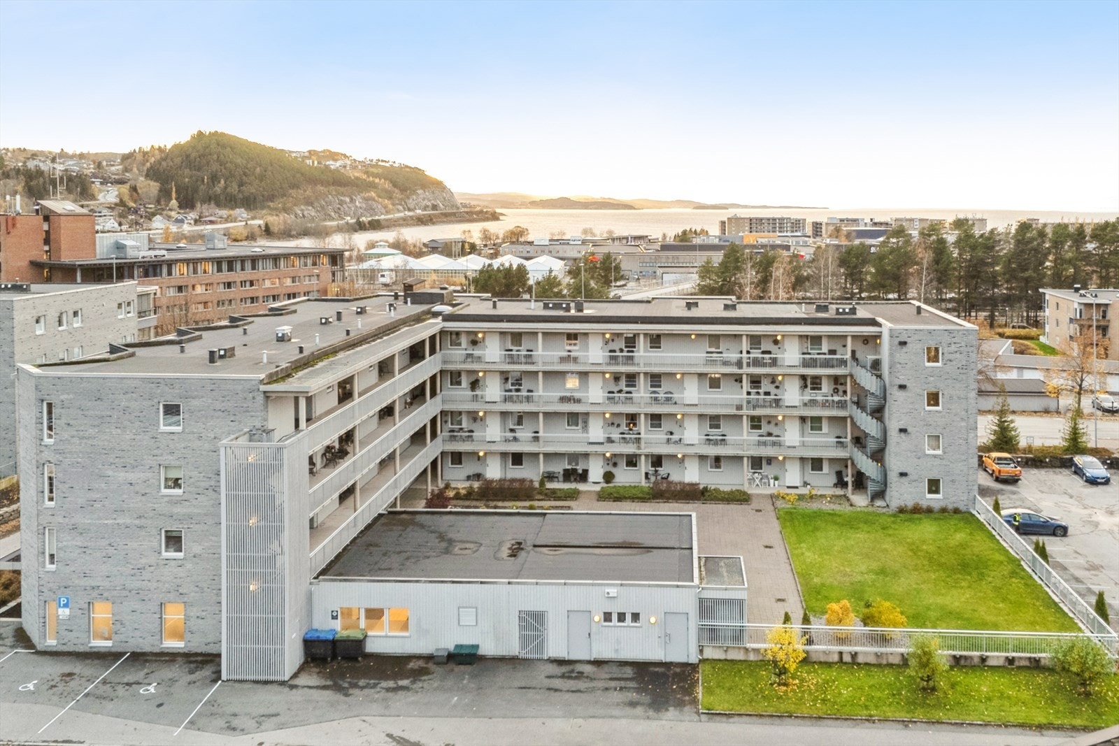 Sentralt beliggende leilighet på Sannan med kort veg til alle sentrumsfunksjoner Galleribilde