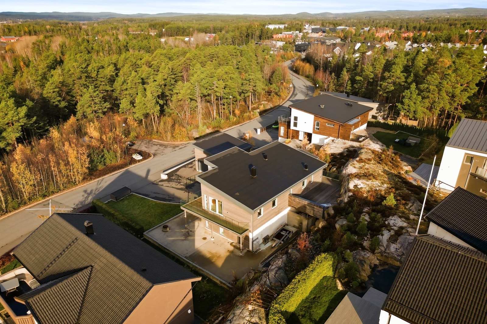 Det er kort vei til Skjeberg, med fine badestrender på Høysand og Feriehjemmet. Galleribilde