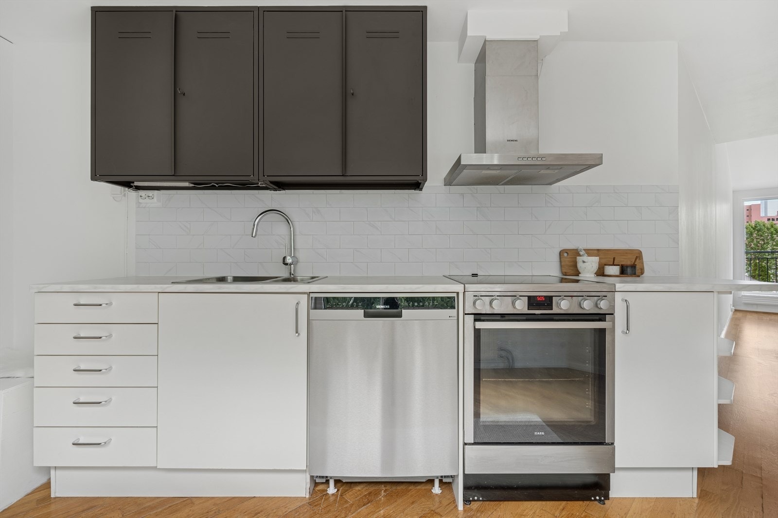 Stilrent kjøkken med TG1 vurdering av takstmann. Galleribilde