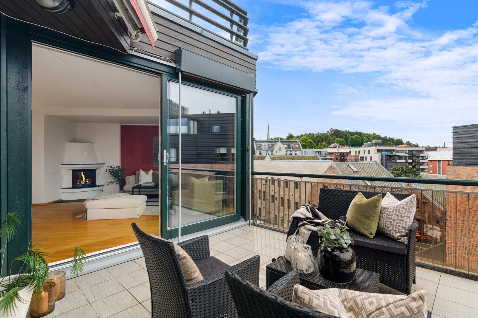 Perfekt sted for morgenkaffen, grilling med gode venner og avslapning i solen på varme sommerdager. Galleribilde