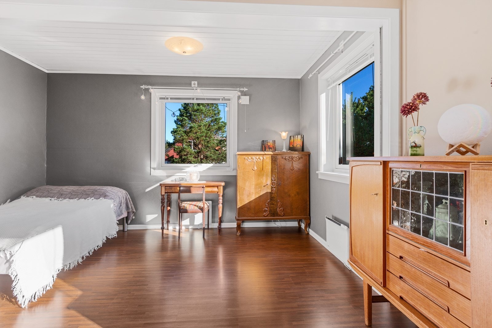 Stue/soverom hybel Galleribilde