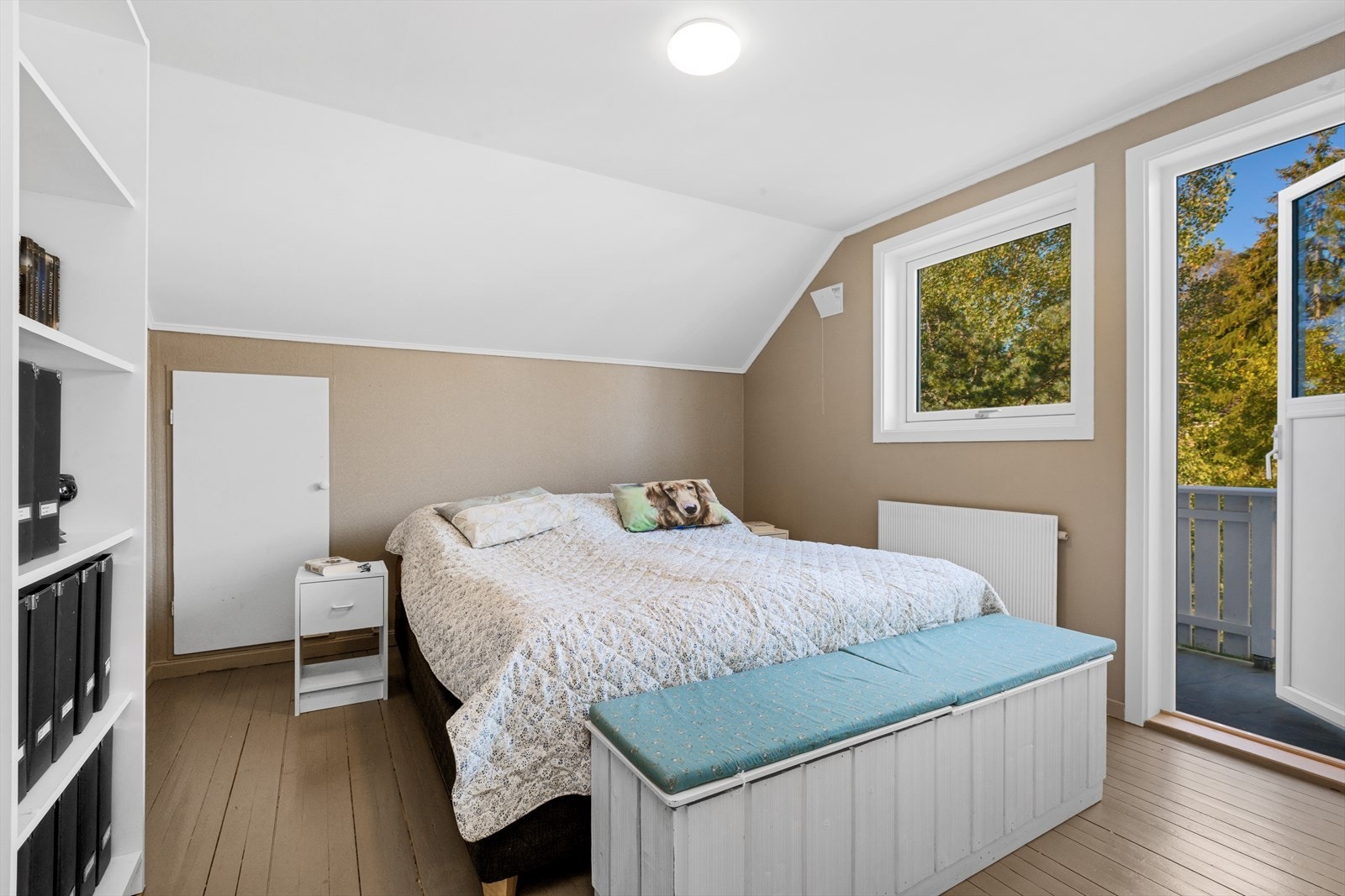 Soverom 1 med utgang til egen balkong Galleribilde