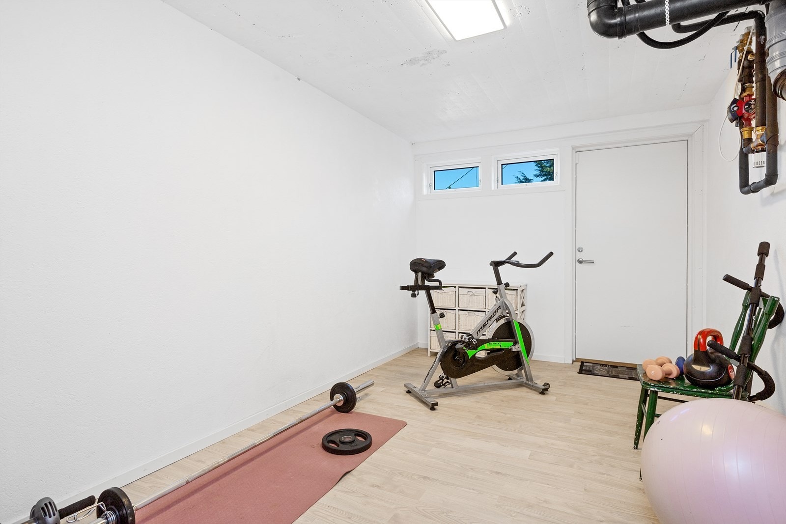 Bod i underetasjen blir brukt som treningsrom Galleribilde
