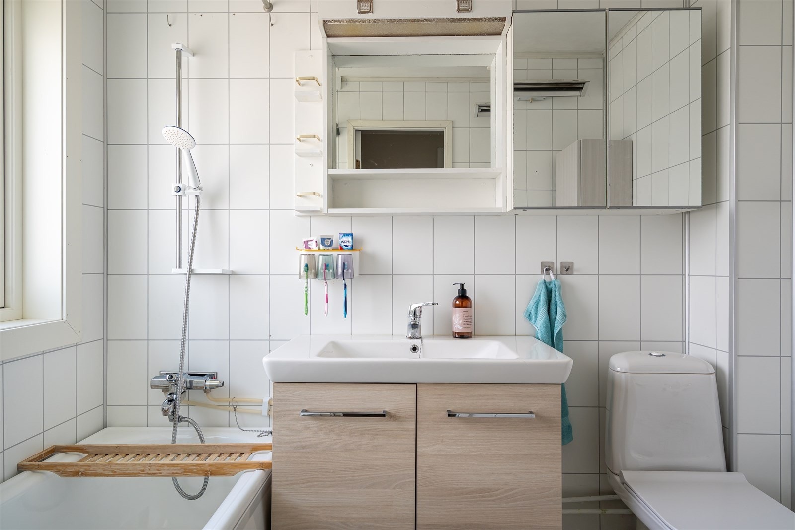 Praktisk og stilrent - perfekt for daglig bruk. Galleribilde