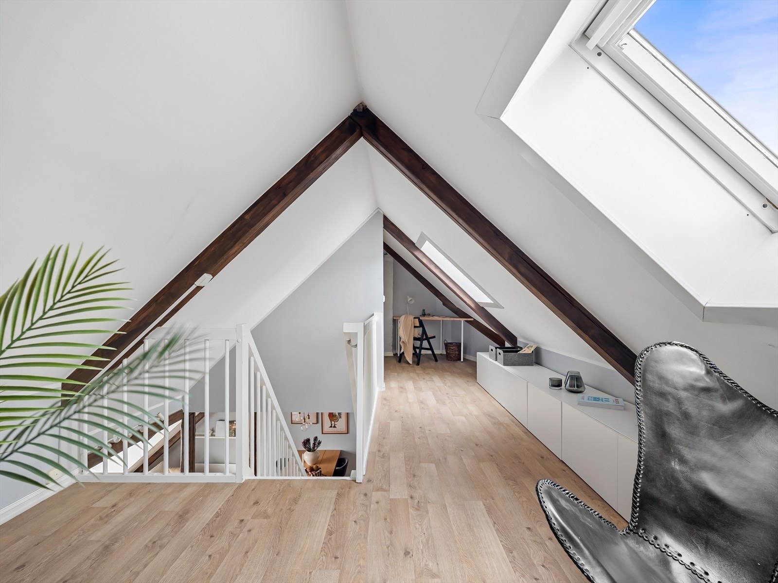 Det er også fin plass til en lesekrok, hjemmekontor eller gjesterom. Galleribilde