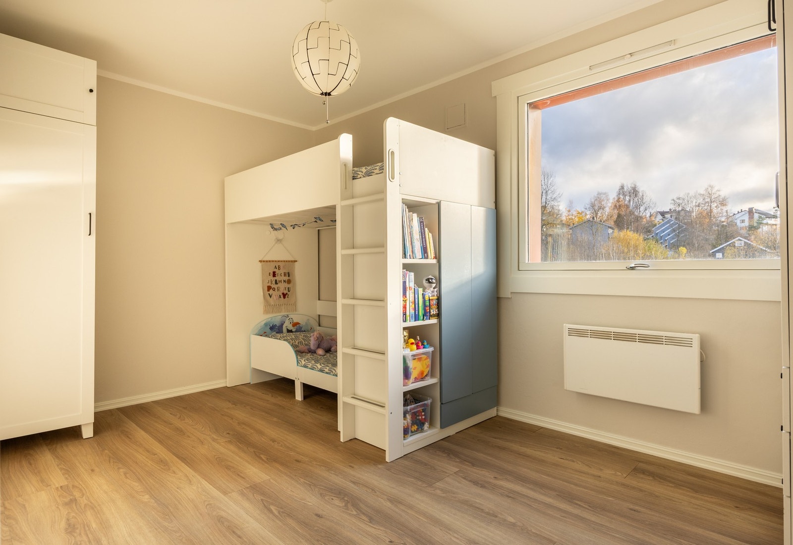 Soverommet er romslig og innbydende. Galleribilde