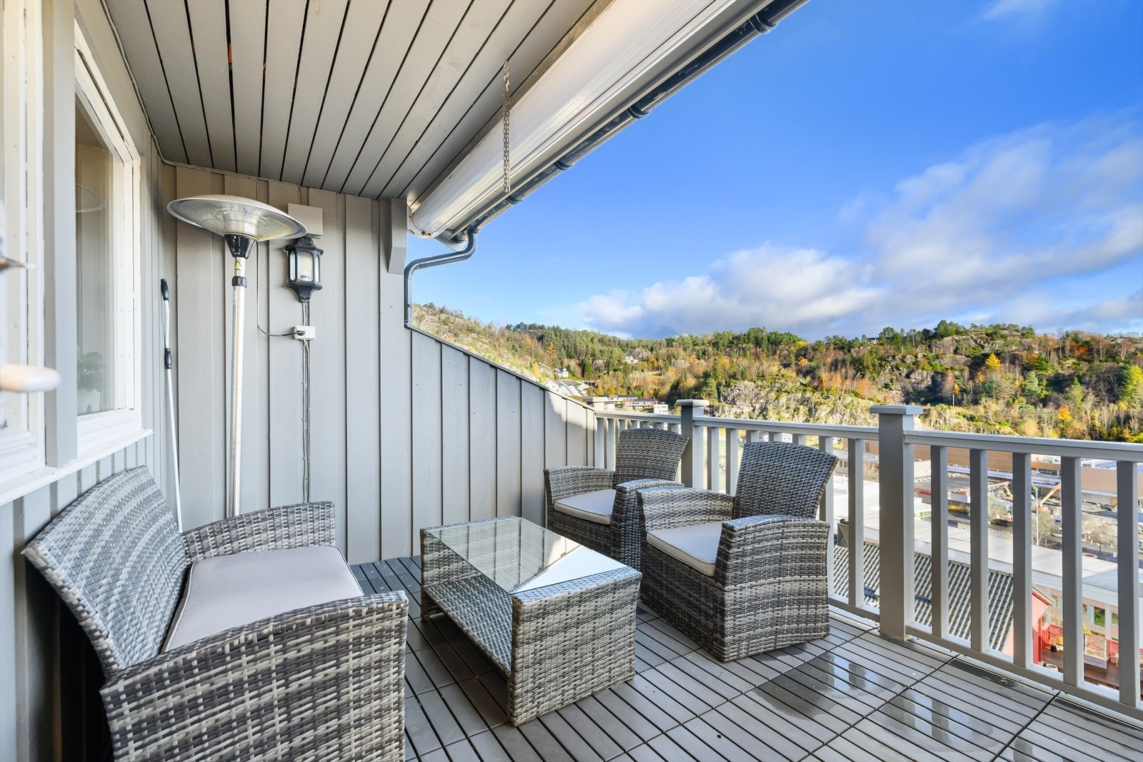 Altanen er delvis overbygget. Galleribilde