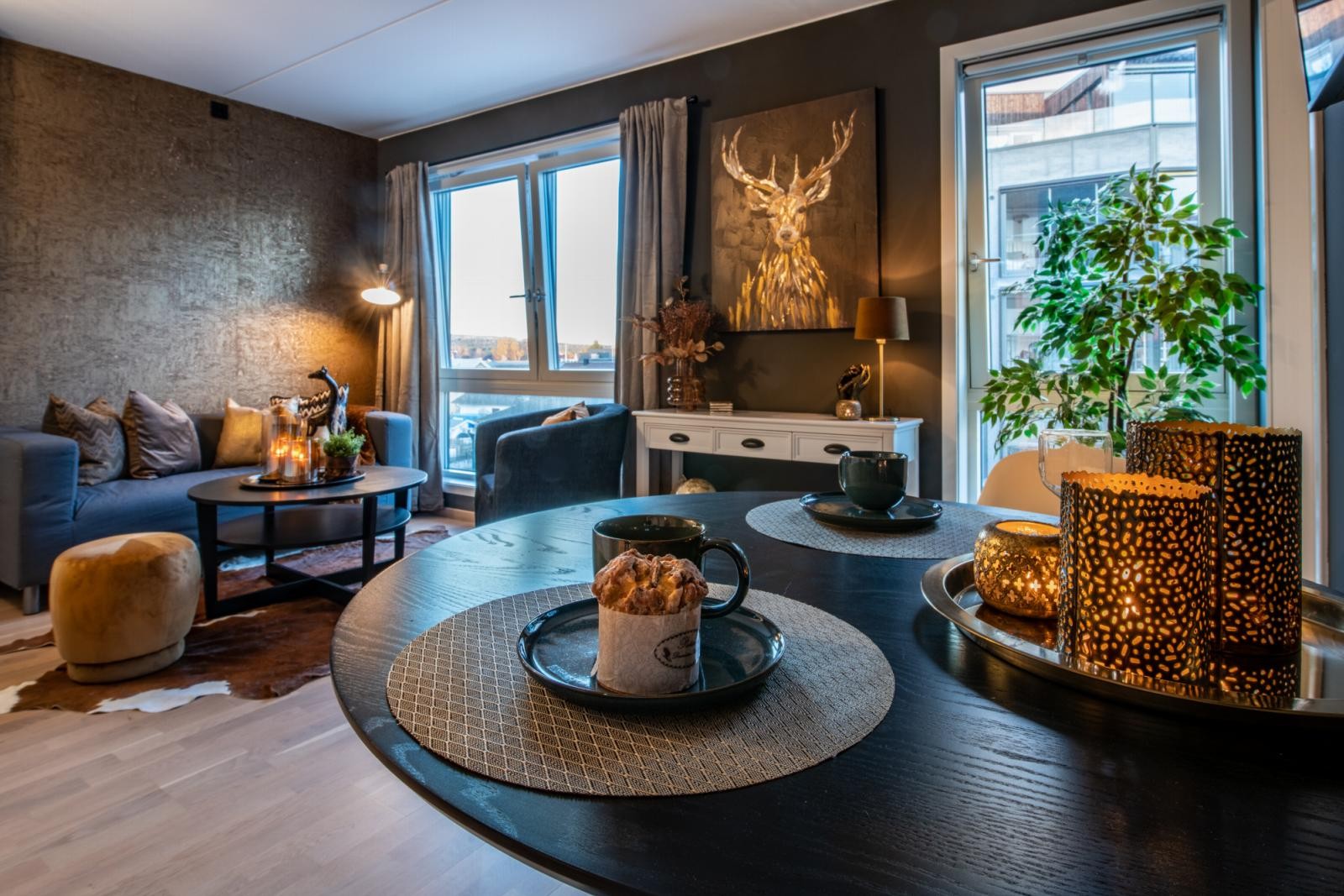 Illustrasjonsbilde fra tilsvarende leilighet. Leiligheten til salgs har hvite vegger Galleribilde