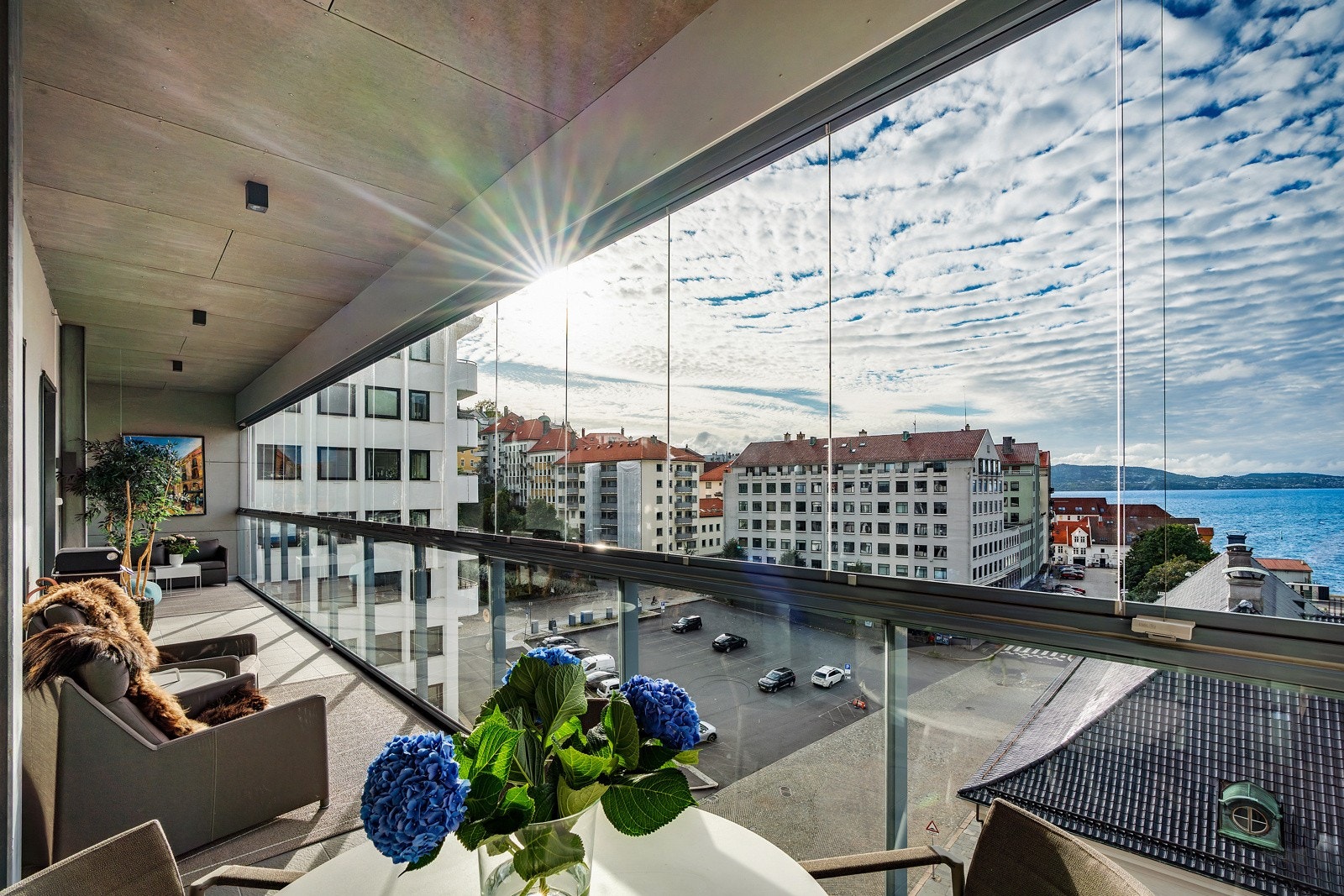 - Her nyter man ettermiddagssol og solnedgang -