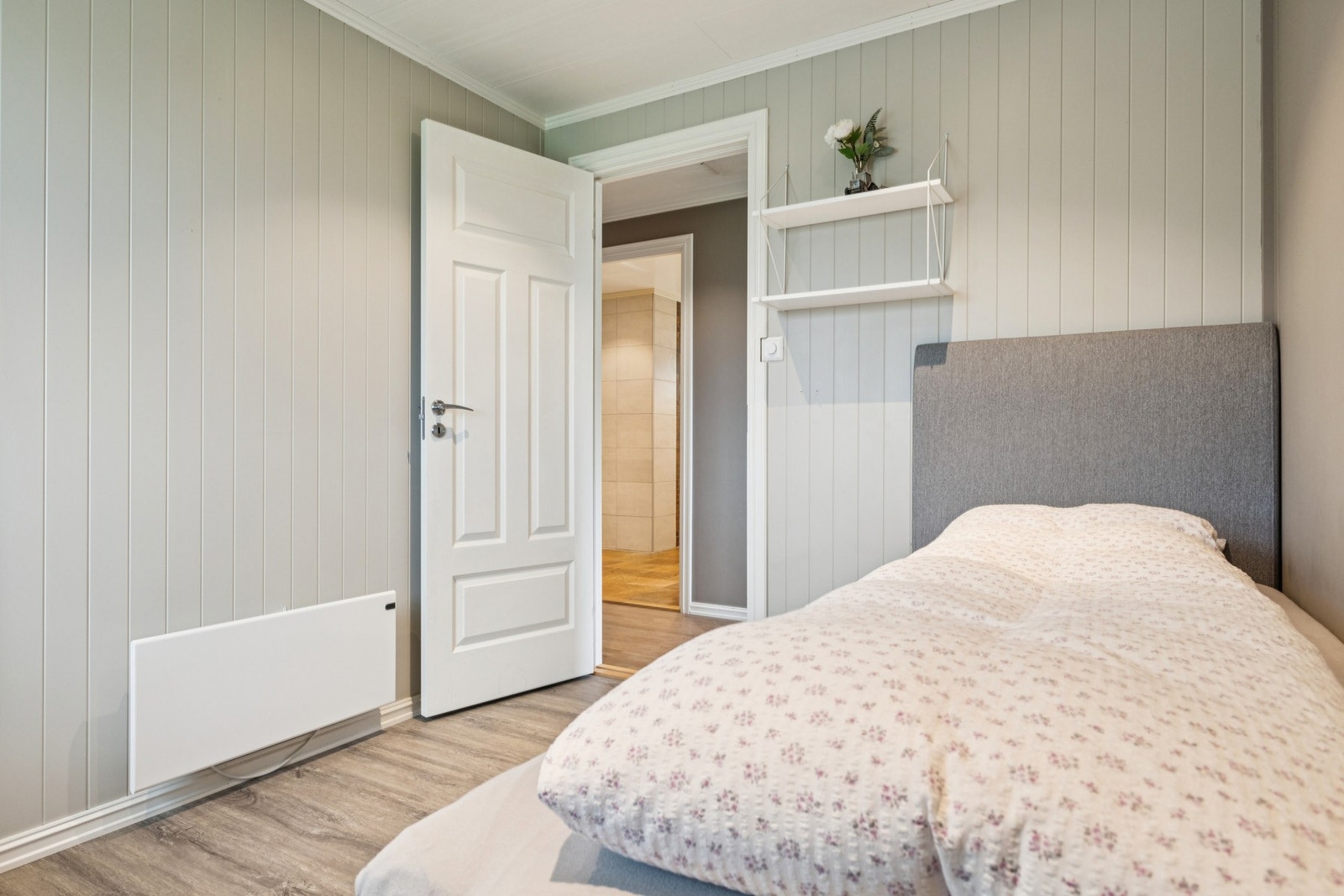 Soverom tre. Galleribilde