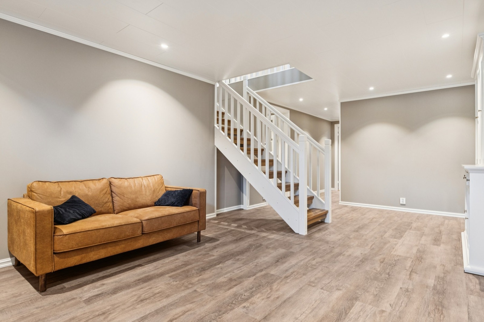 Kjelleretasjen byr på god plass og fleksible romløsninger. Galleribilde