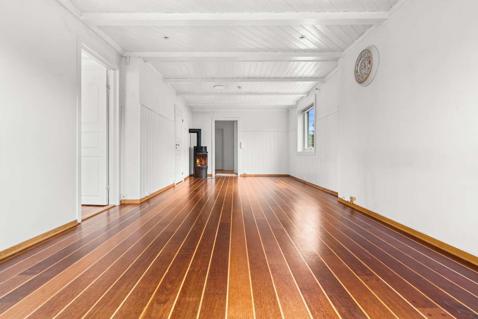 Stuen bærer et maritimt klassisk preg. Galleribilde