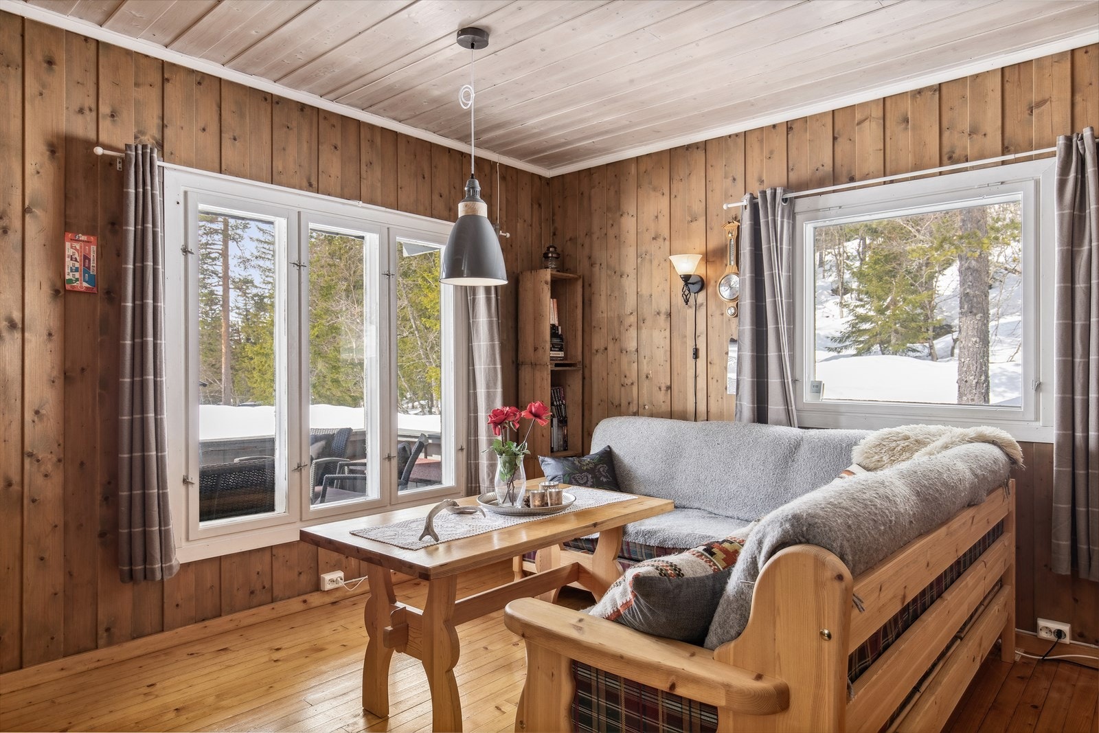 Her kan du nyte en god bok, utsikten eller kanskje en hyggelig pusslekveld Galleribilde