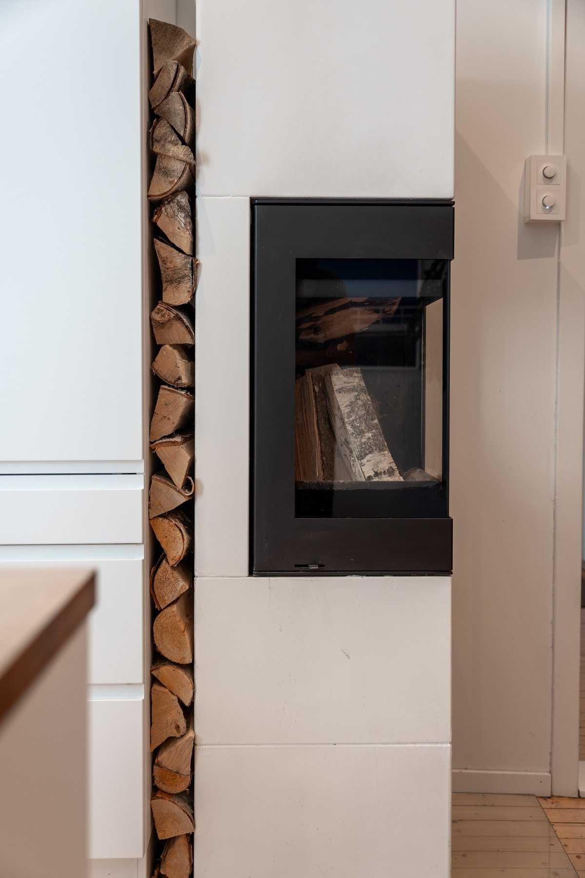 Flott vedovn varmer godt i kaldere årstider, denne er fra 2020. Galleribilde