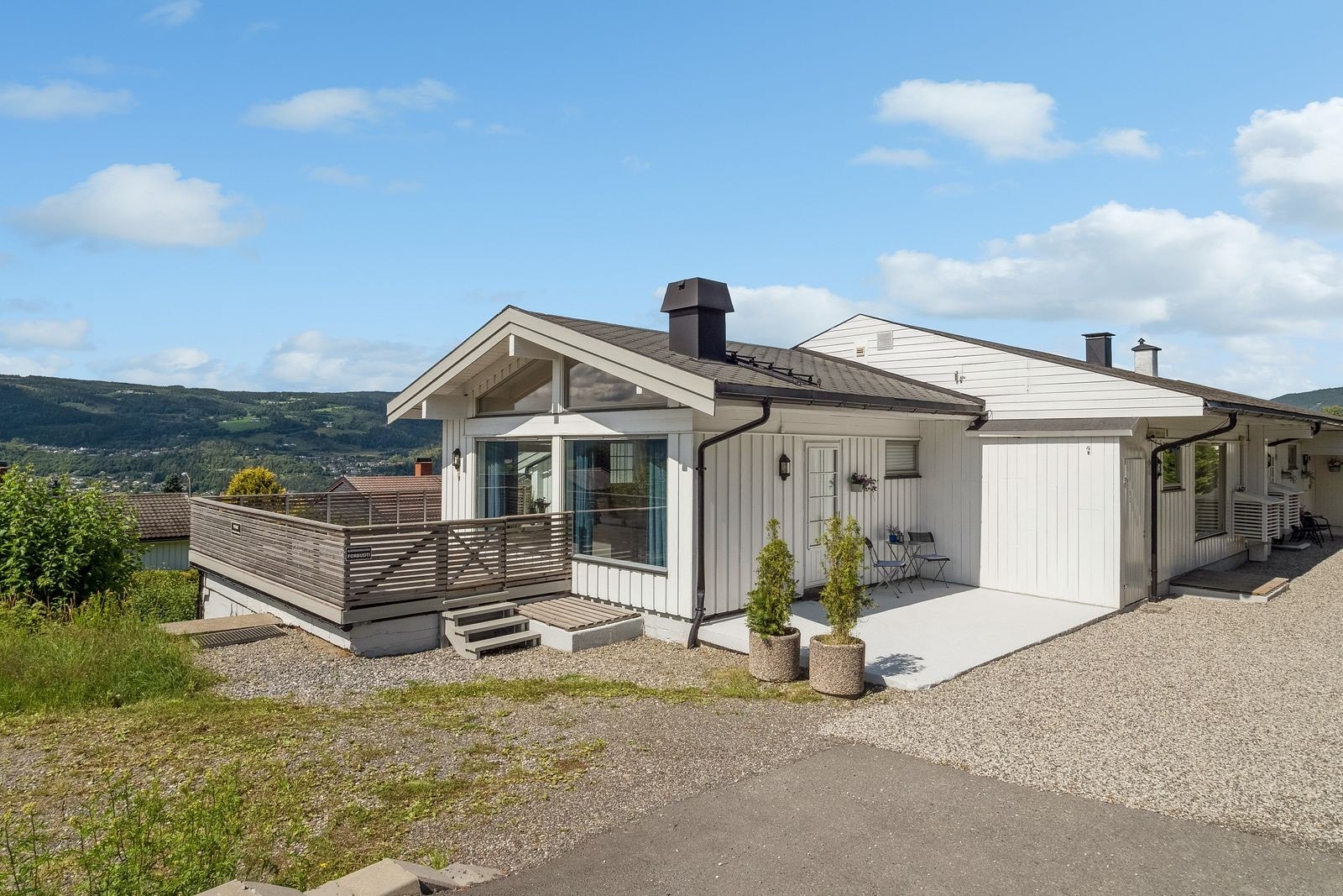 Leiligheten er på ett plan og har trappefri adkomst. Galleribilde