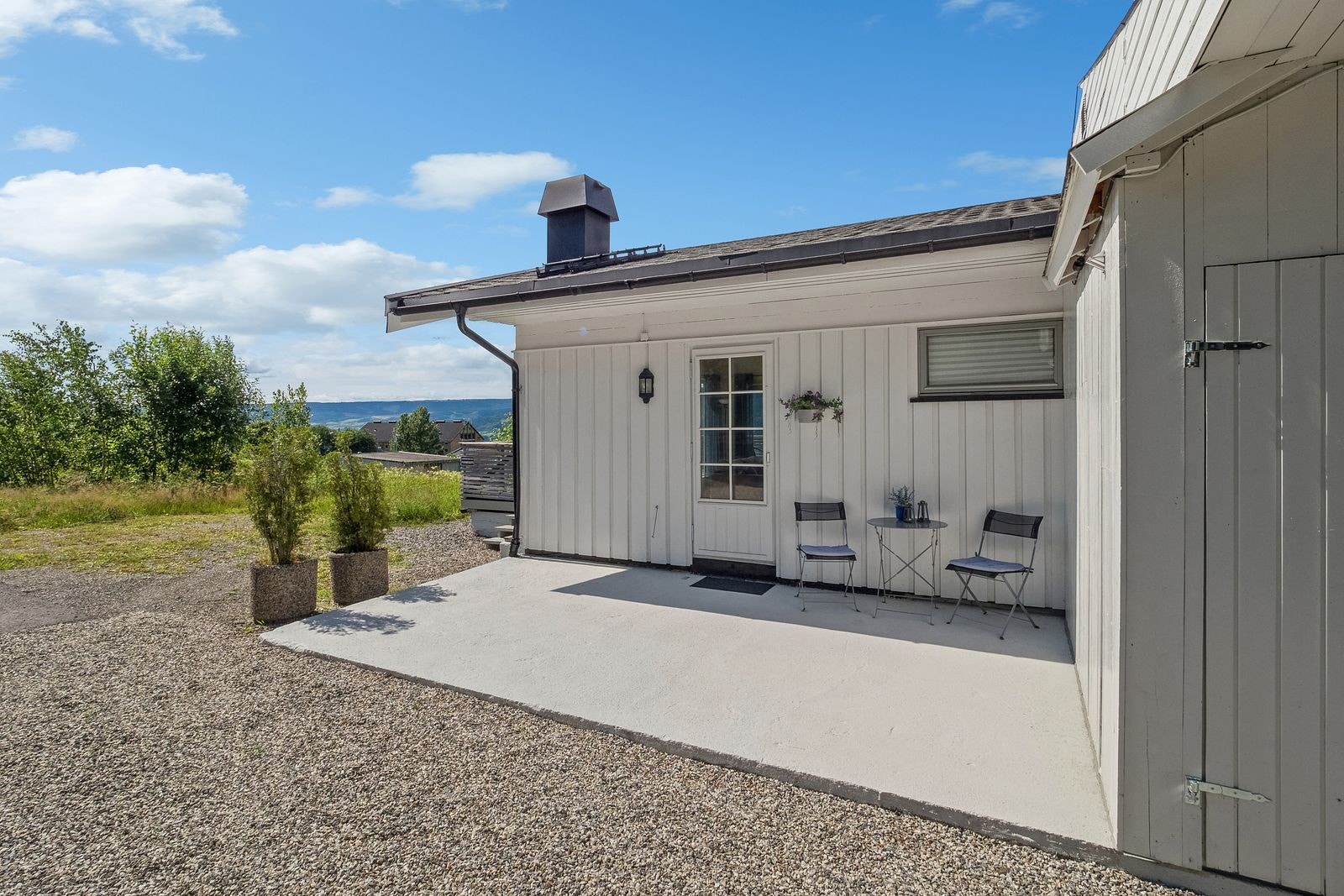 Her kan man ta morgenkaffen i sola. Galleribilde