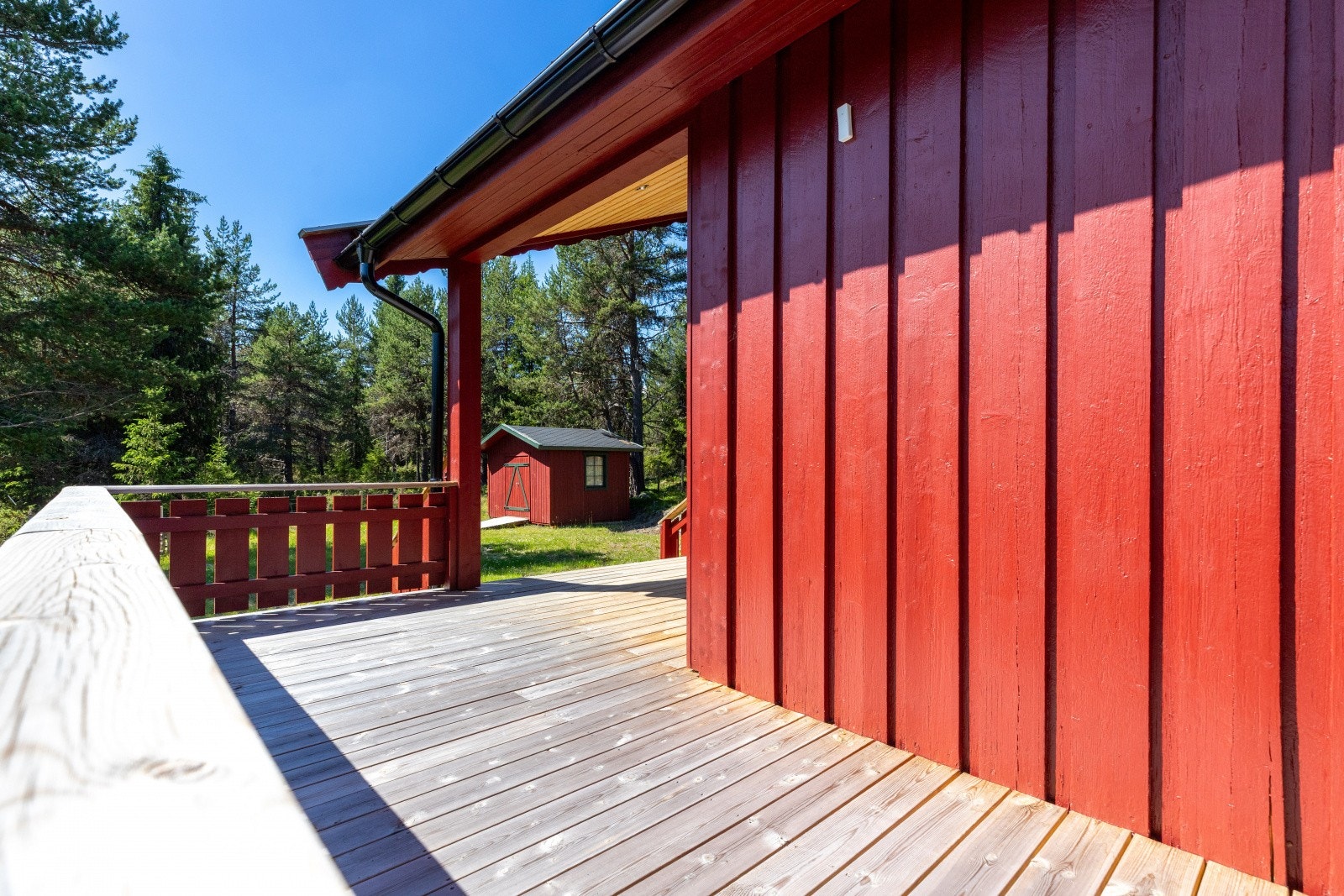 Plass til sittegruppe og andre utemøbler Galleribilde