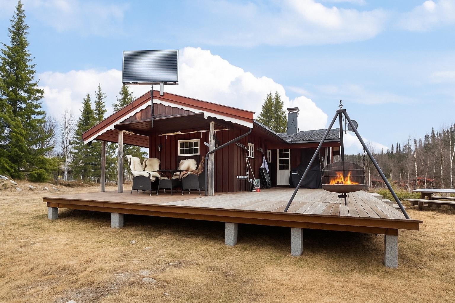 Eiendommen ligger på ca. 850 moh, fint til i fjellområdet mellom Hallingdal og Valdres med kort veg til begge dalfører med alt hva de har å tilby. Galleribilde