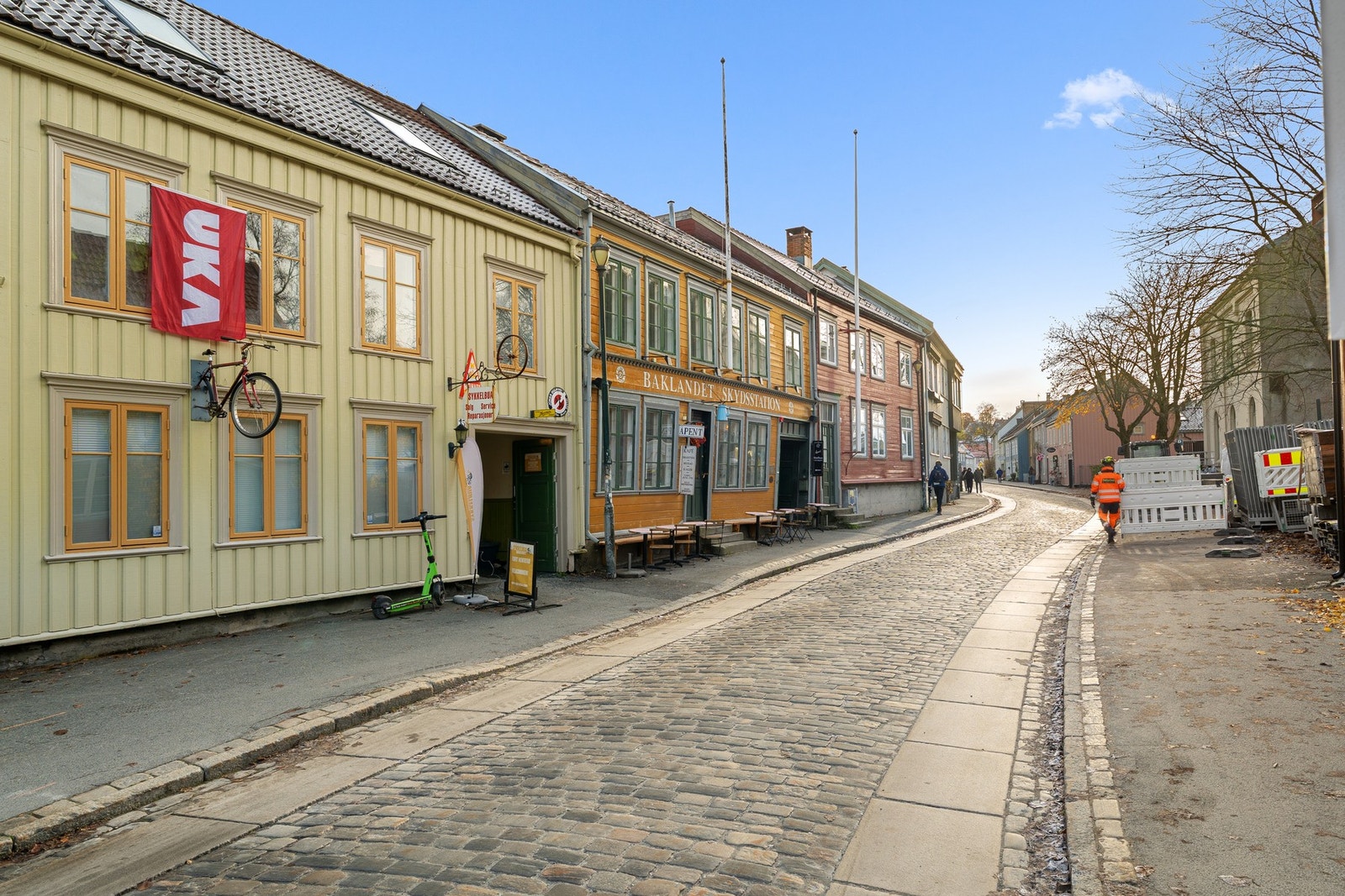 For den turglade er det gode turmuligheter langs Nidelva og langs de idylliske gatene på Bakklandet. Galleribilde