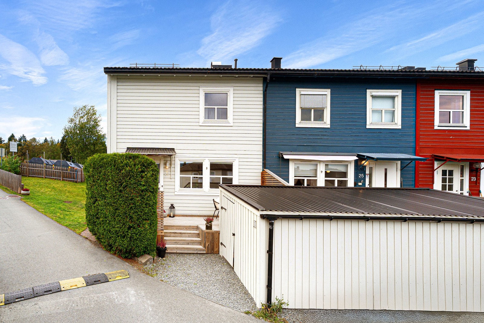 Et romslig og flott enderekkehus i Kroppanmarka. Galleribilde