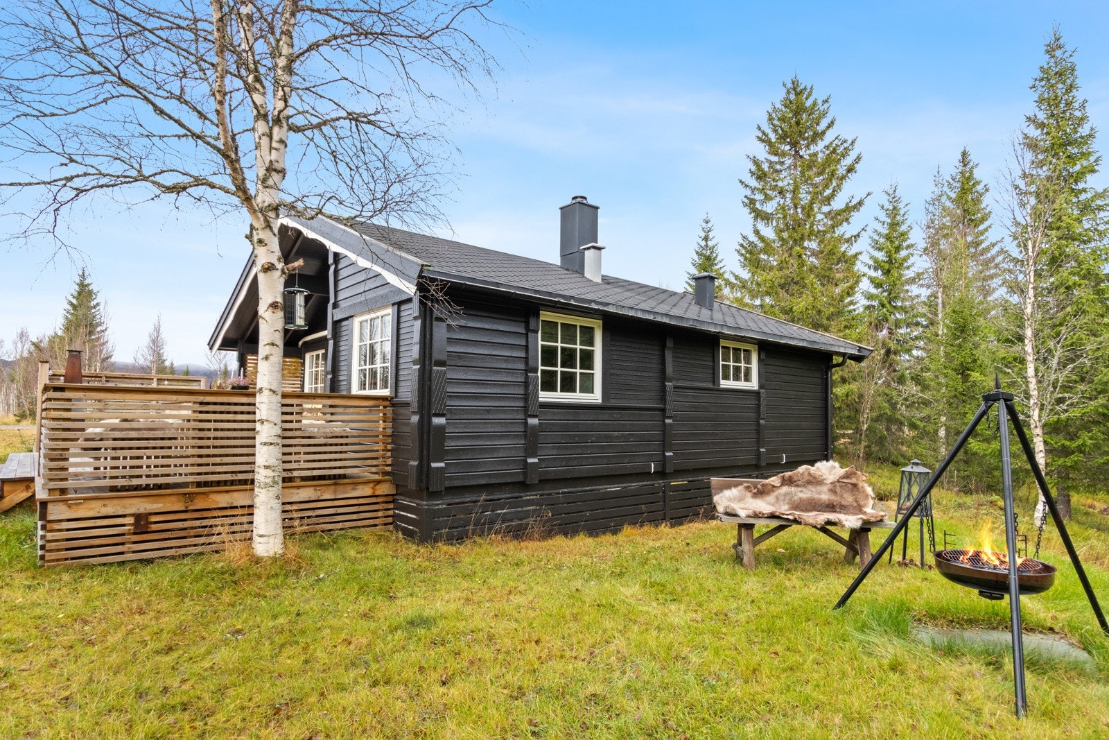 Akttraktivt hyttefelt med et perfekt utgangspunkt for den som er glad i jakt, fiske og frisluftsliv. Galleribilde