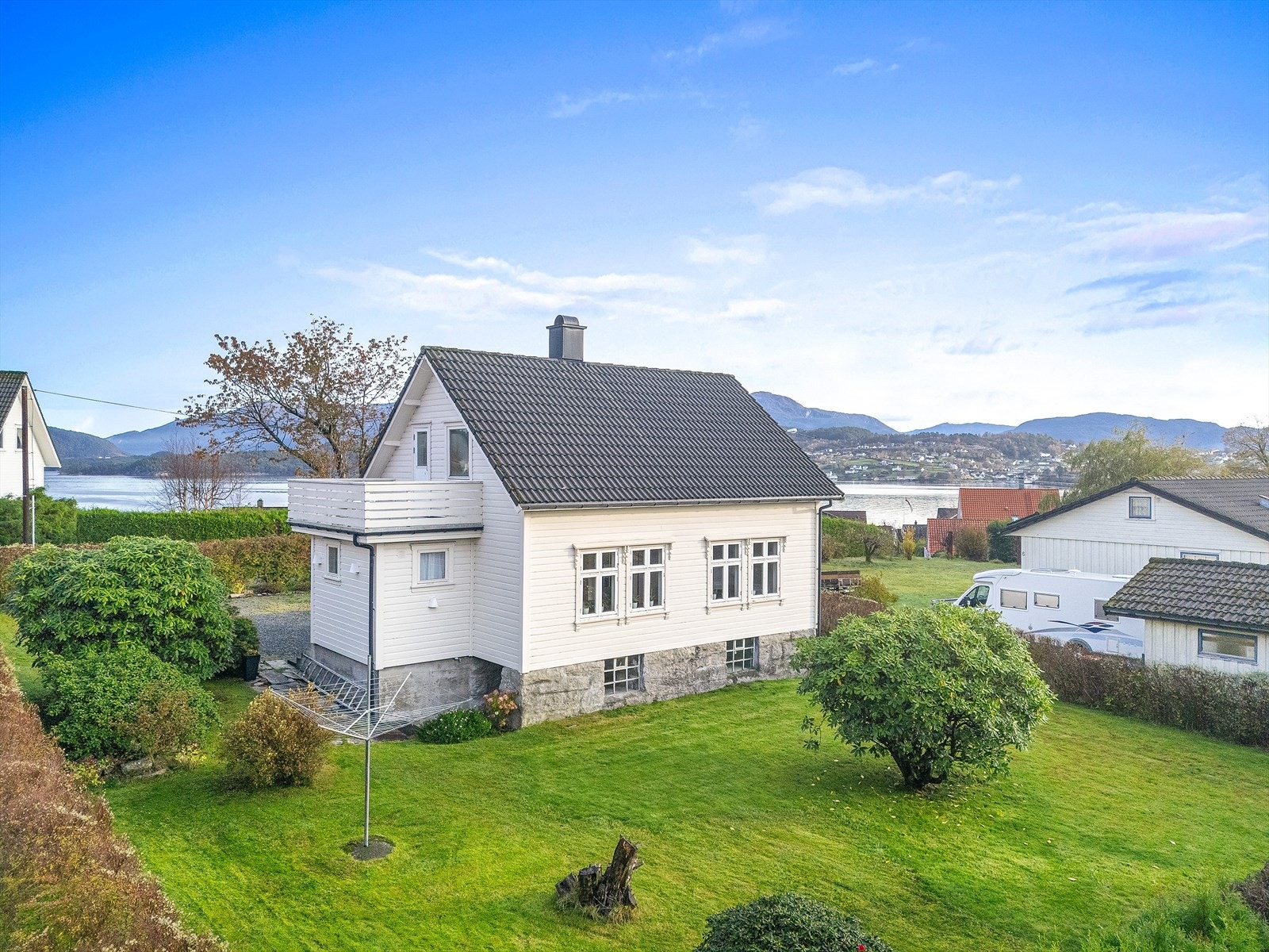 Velkommen til Eidsvikvegen 4 Galleribilde