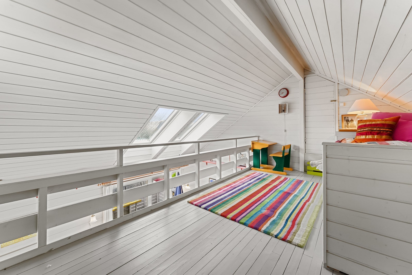 Hems med trapp fra stue. Galleribilde