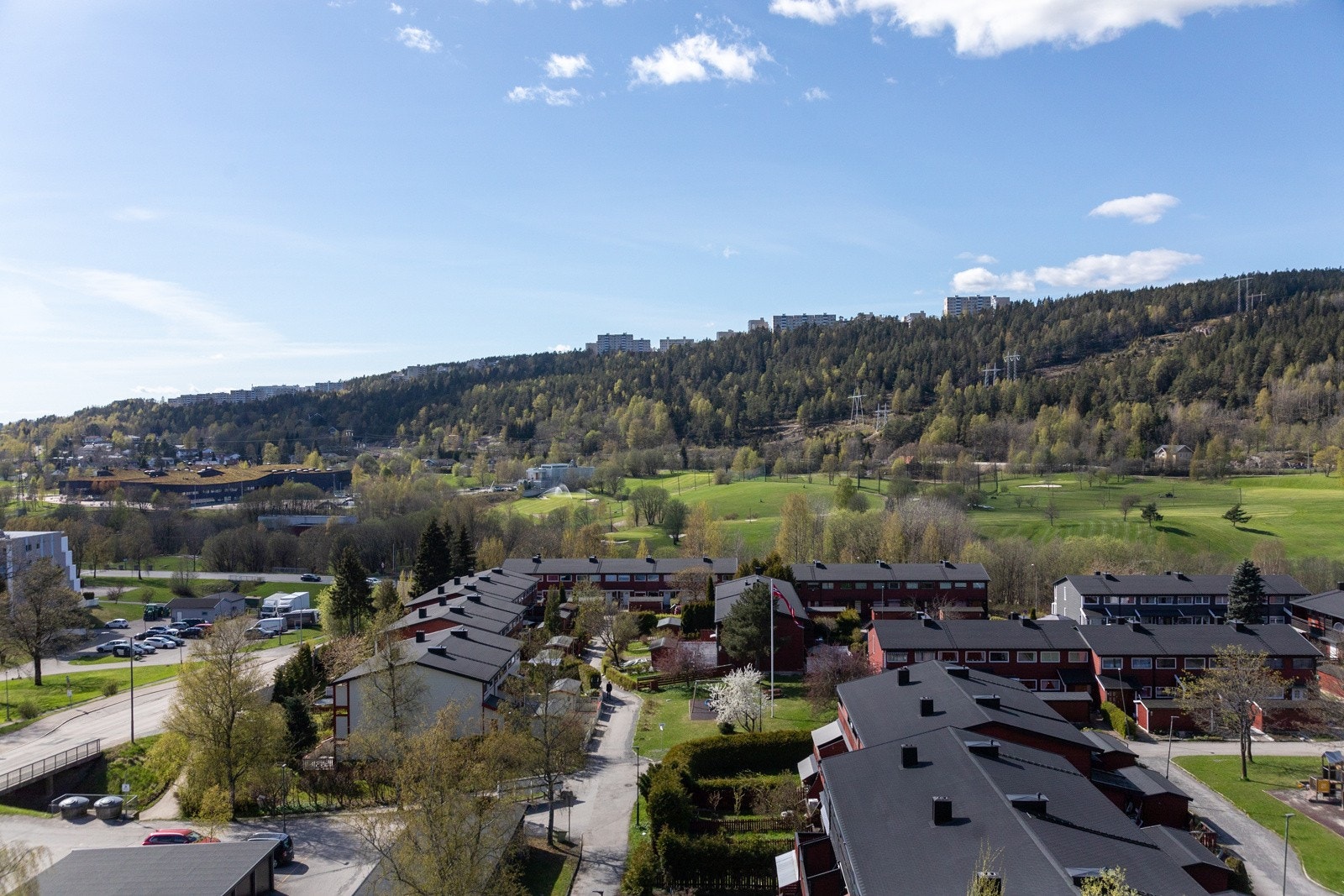 Marka med Lillomarka og Gjelleråsmarka ligger rett utenfor døren, perfekt for friluftsliv året rundt. Galleribilde