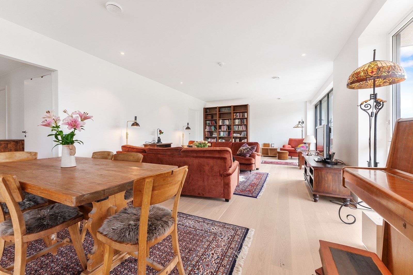 Romslig stue Galleribilde