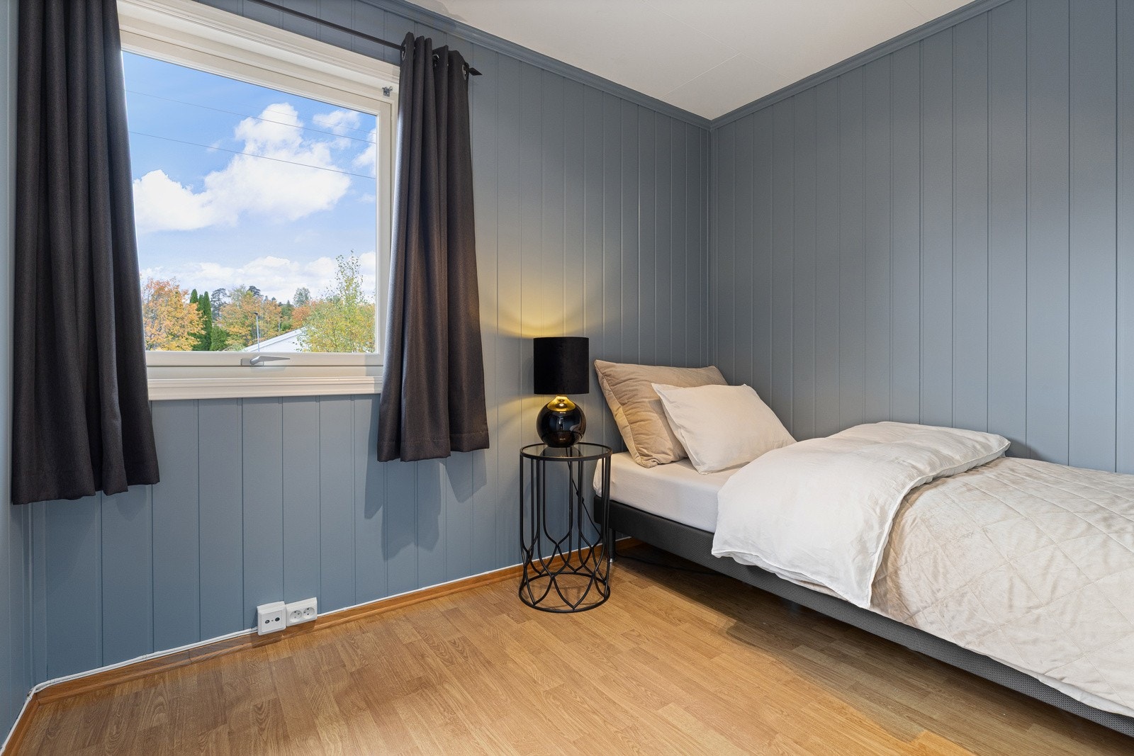 Soverom - passer fint som barnerom eller kontor. Galleribilde