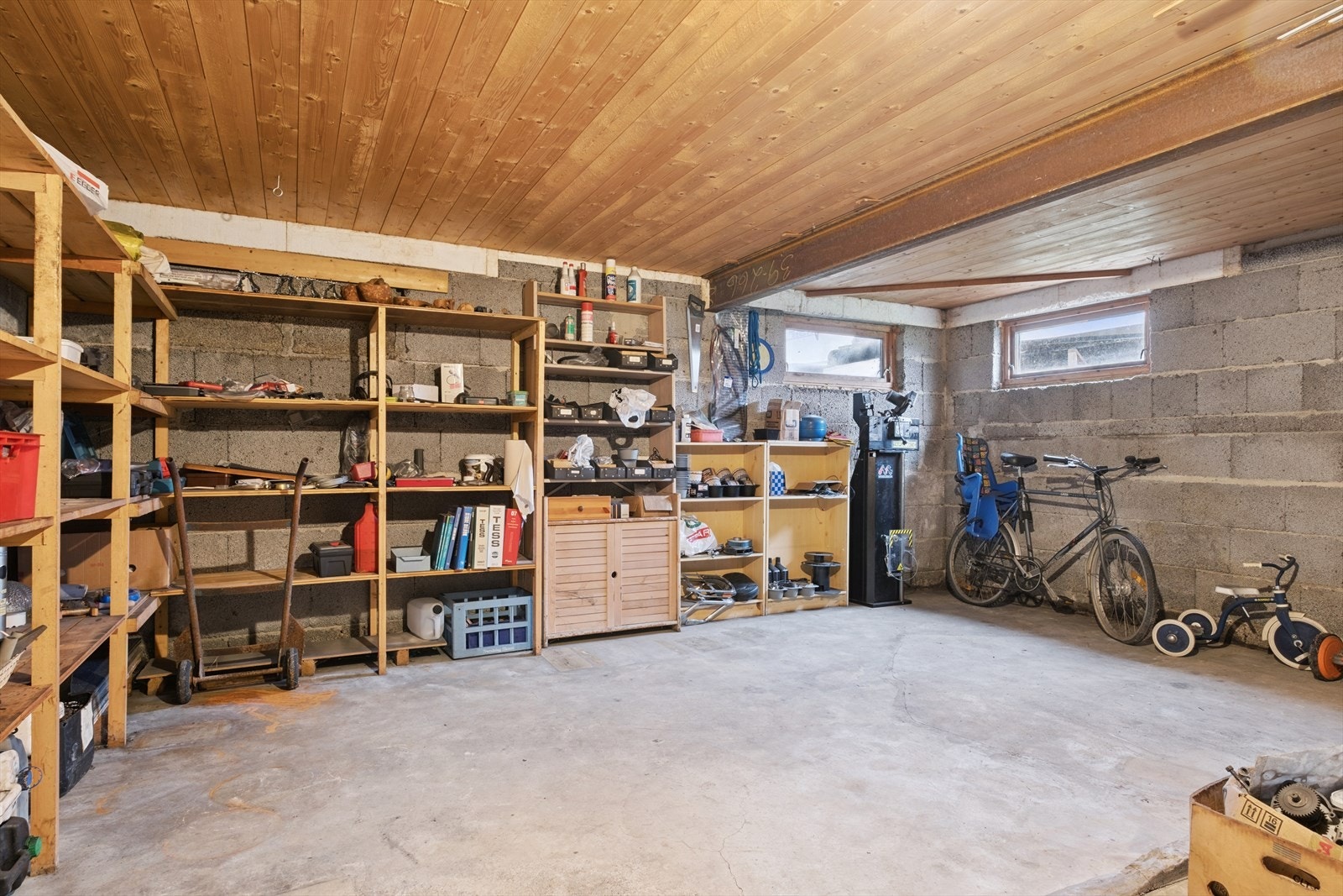 Verkstedrom i kjeller Galleribilde