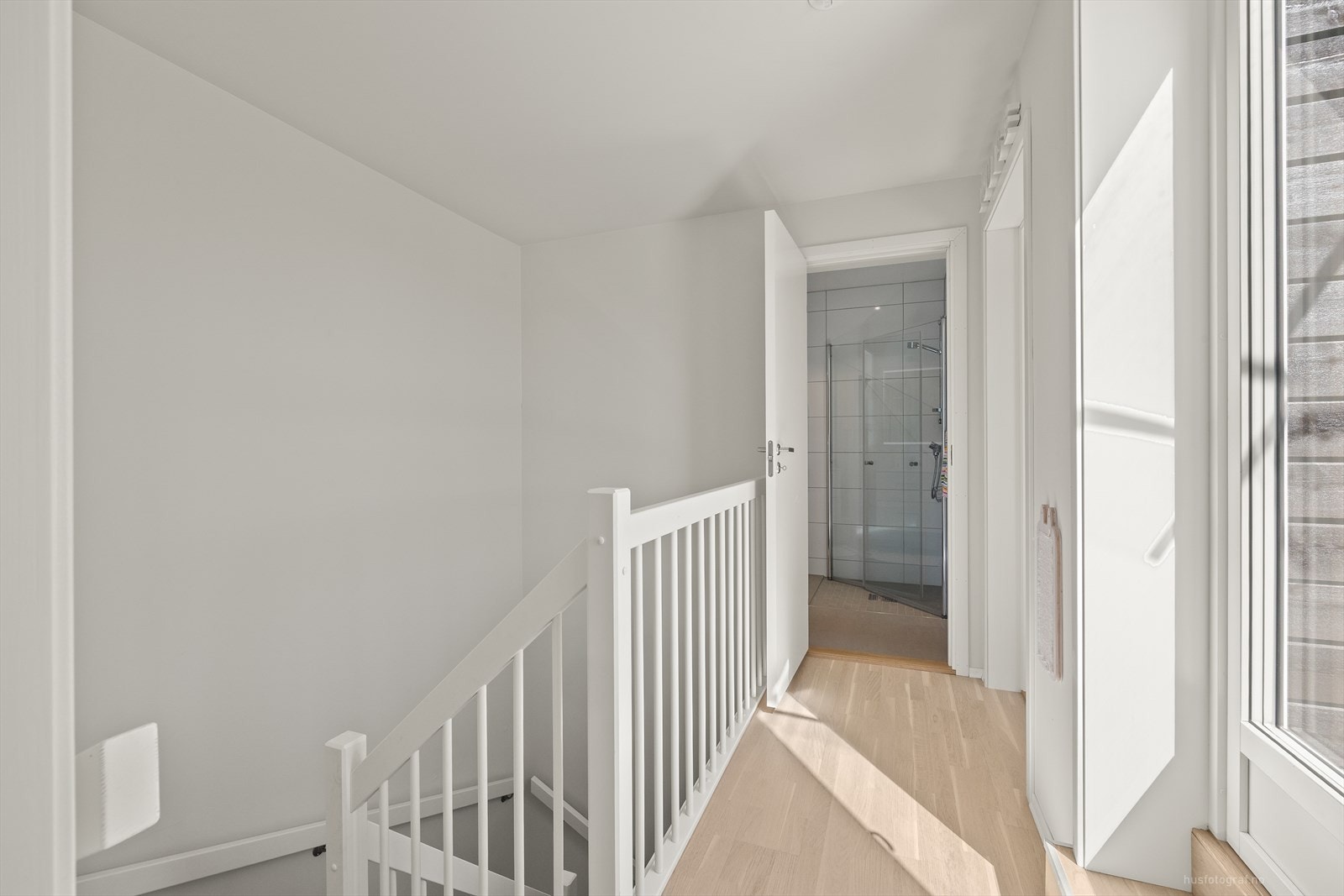 Det er inngang til bad og soverom. Galleribilde