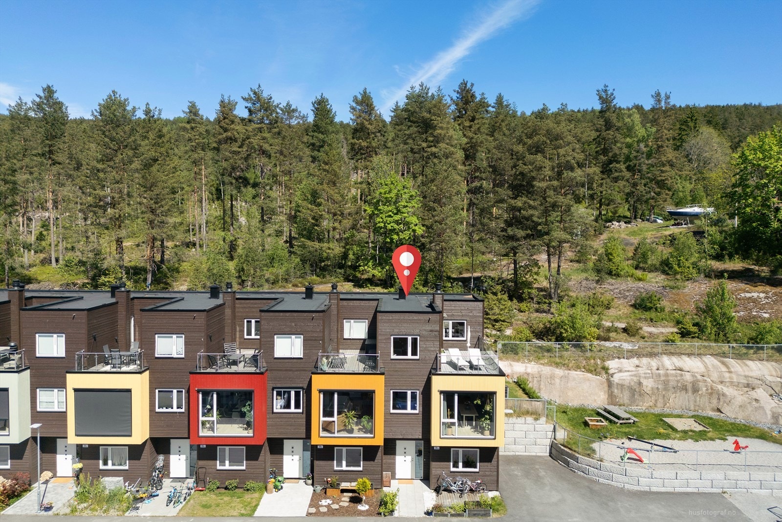 Moderne enderekkehus over 3 plan. Galleribilde