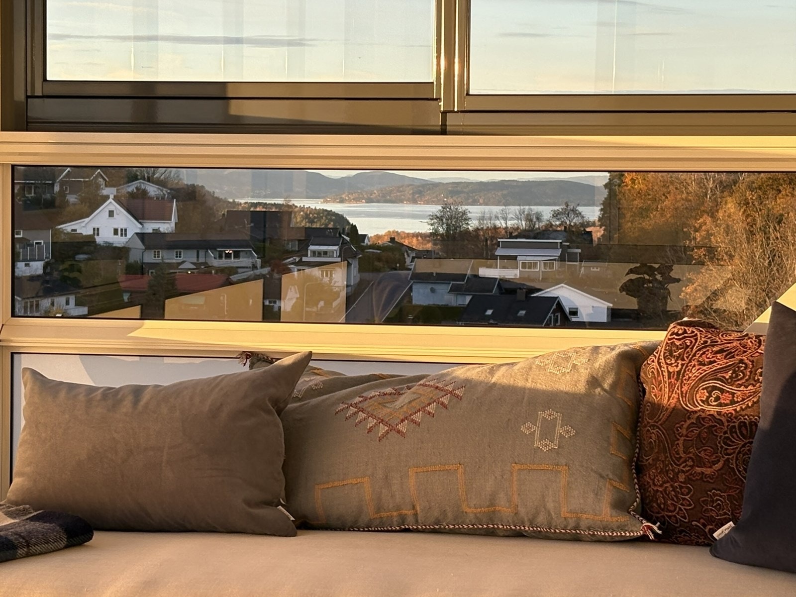 Privat bilde - det er helt magisk på både balkongen og inne i leiligheten når solen går ned! Galleribilde
