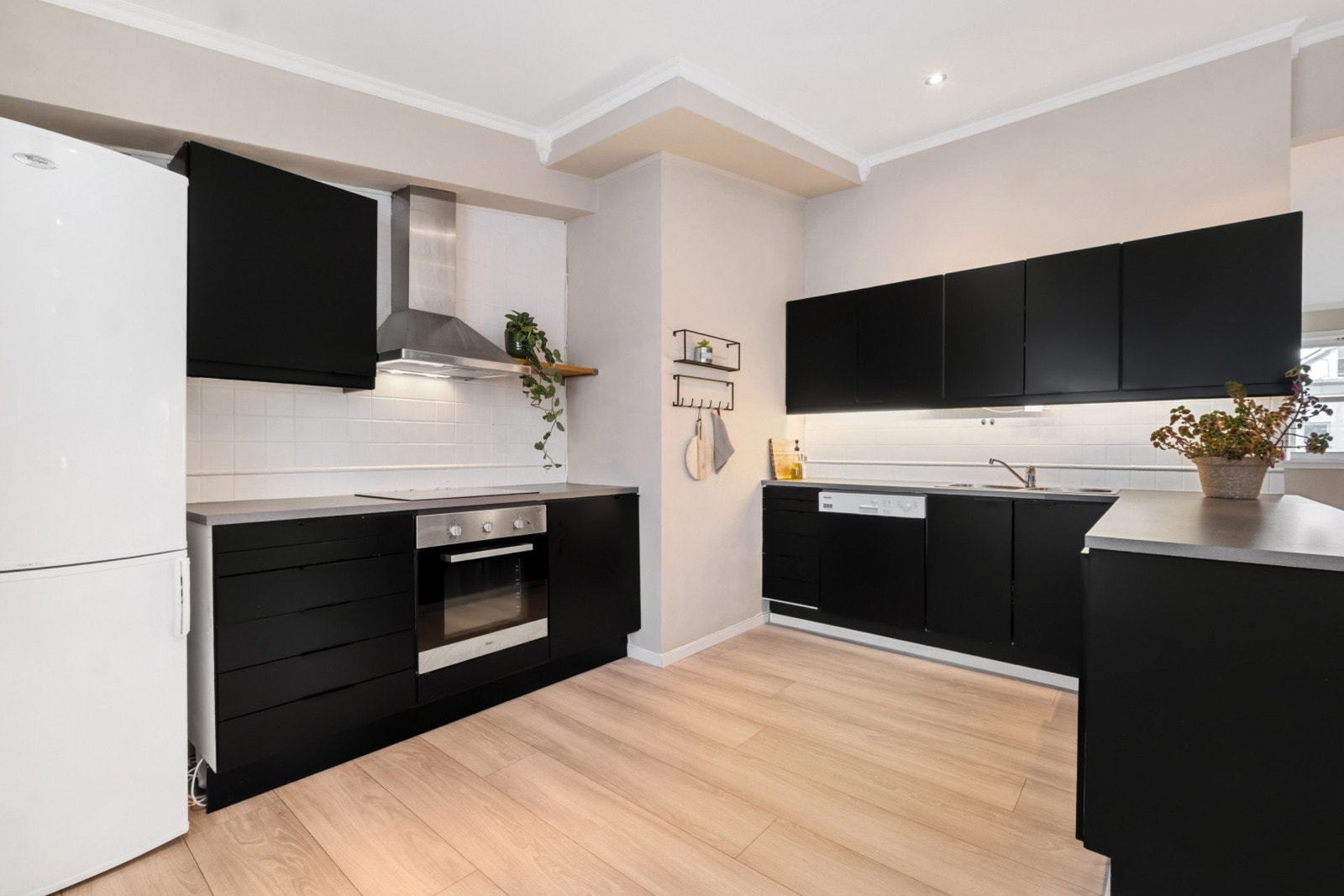 Kjøkkenet er av god størrelse. Galleribilde