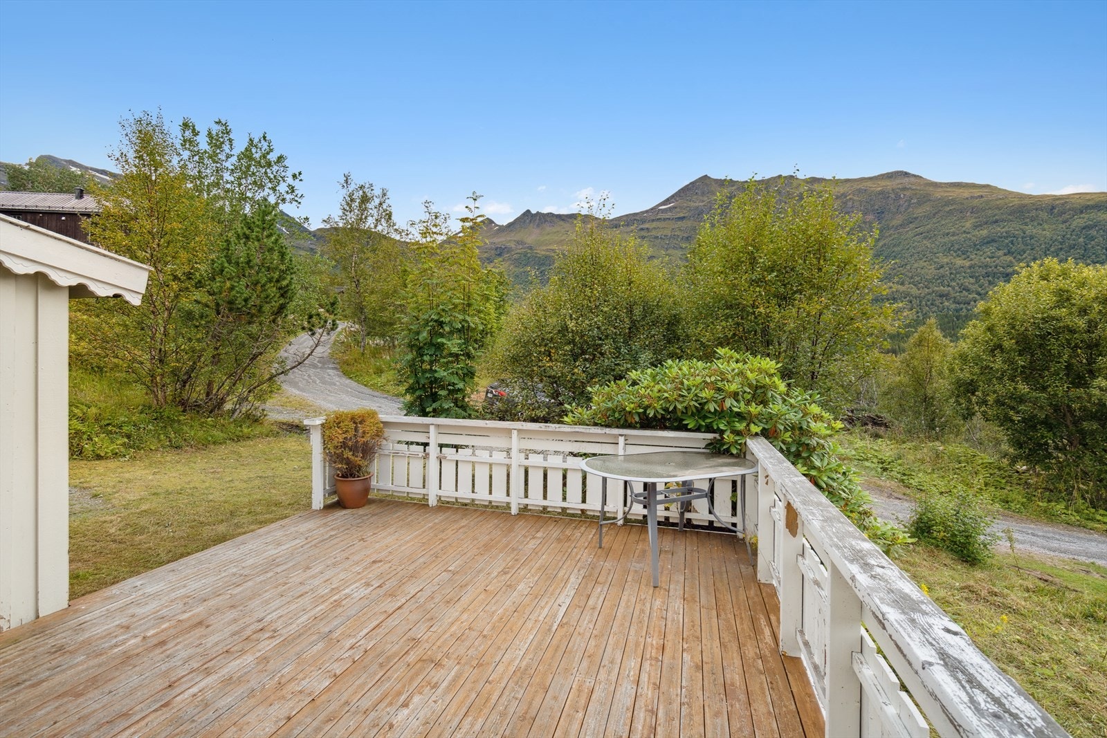 Området byr på et rolig og trygt miljø med tilgang til både aktivitetstilbud og kulturarenaer. Galleribilde