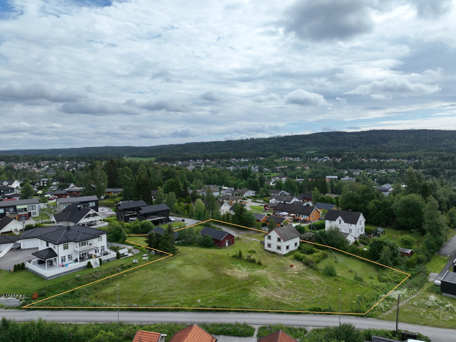 All bebyggelse som vises på bilde er sanert/fjernet og det foreligger sluttrapport for tiltaket. Galleribilde
