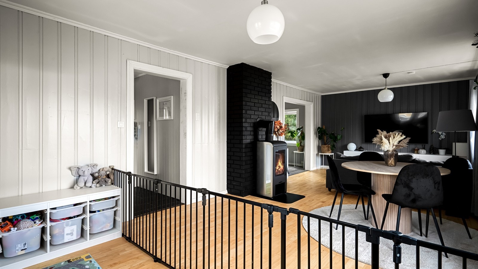 Veggoverflater er malt i fine og innbydende farger Galleribilde