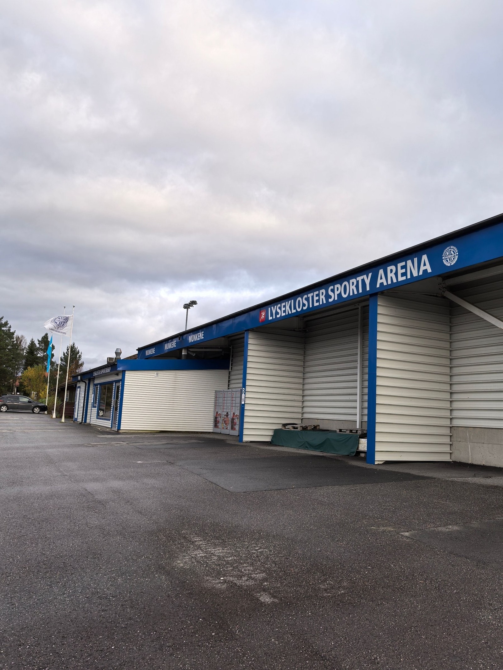 Lysekloster sports arena har flere aktivitets tilbud til barn og ungdom Galleribilde