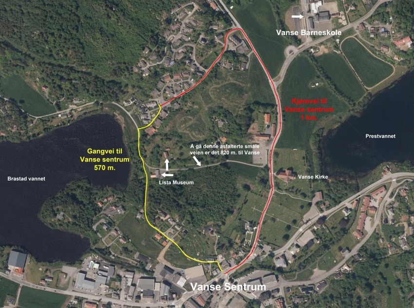 Boligen ligger sentralt til i Vanse - Her illustrert med diverse distanser Galleribilde