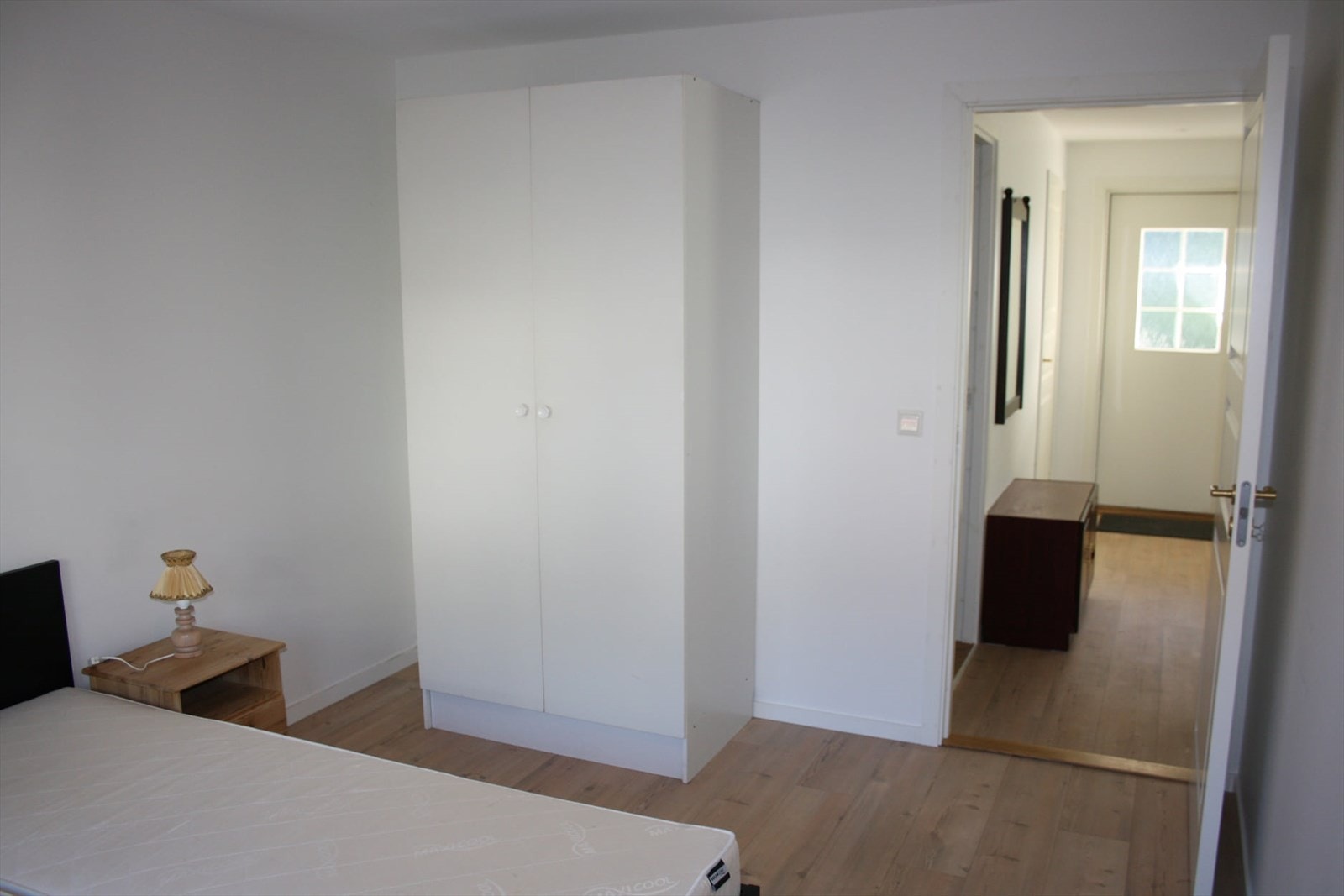 Plass til garderobeskap Galleribilde