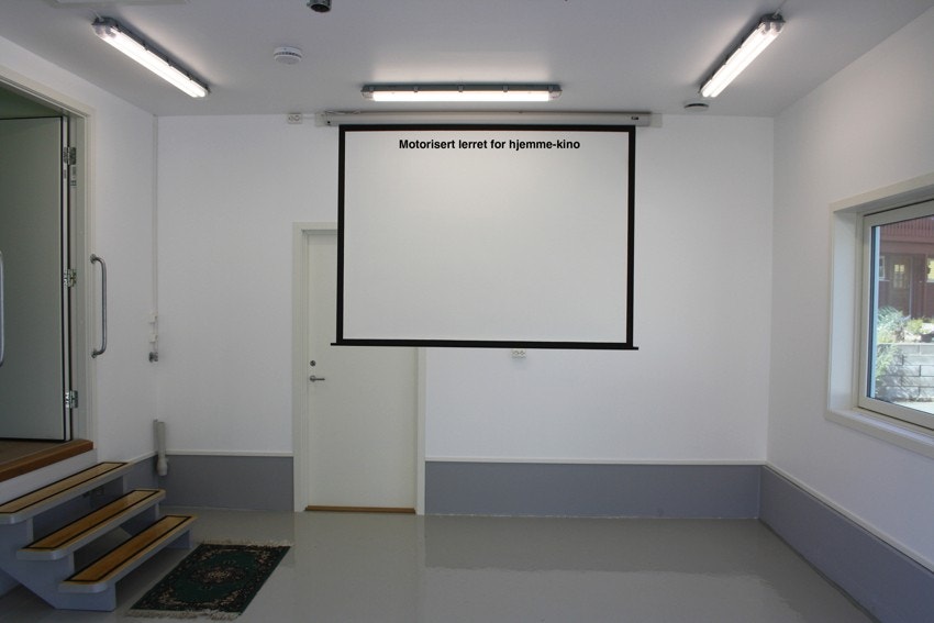 Fotballkamp, kino og andre eventer kan blant annet underholdes fra garasjen Galleribilde