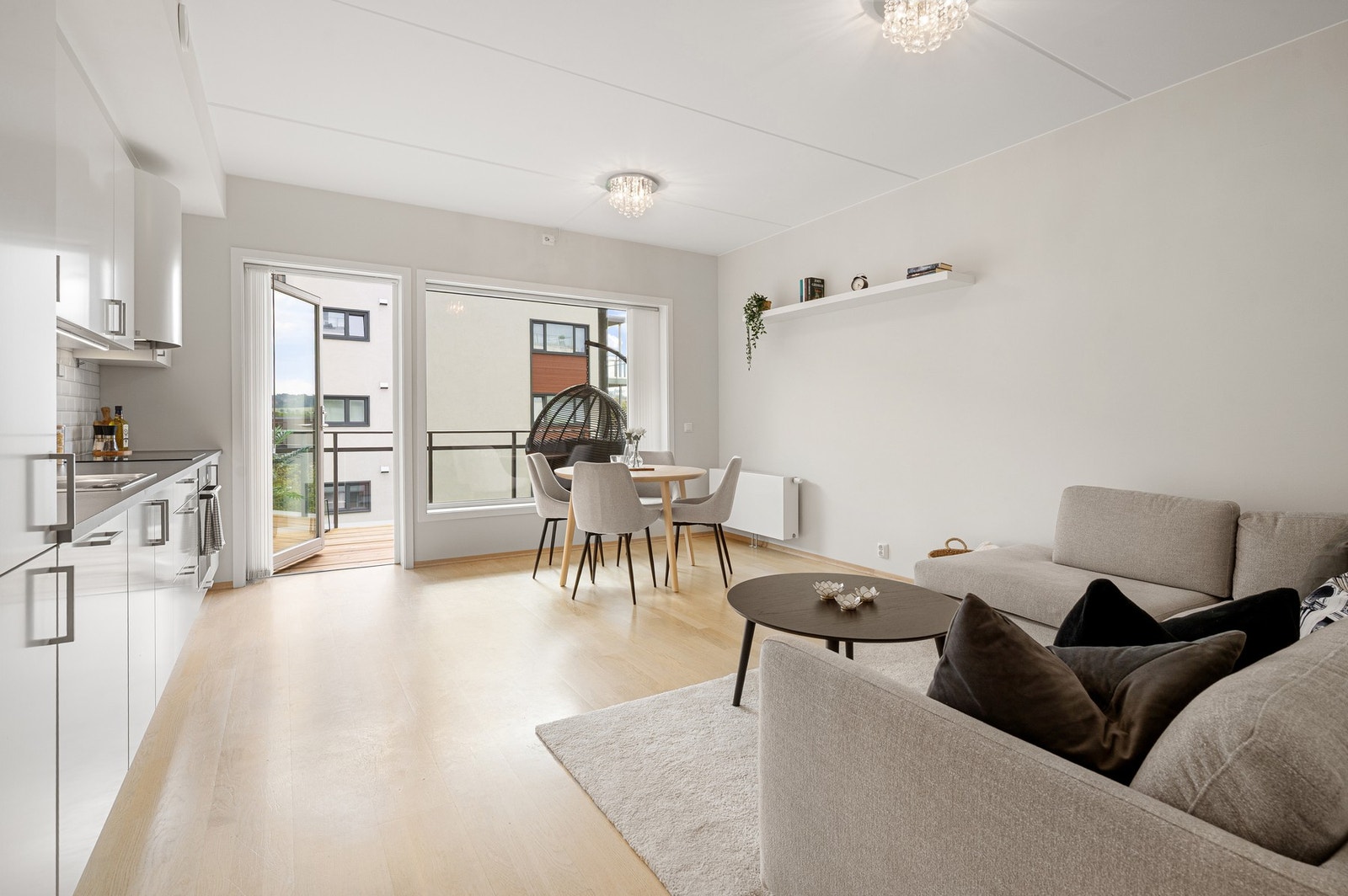 EiendomsMegler1 v/Kenneth Johansen har gleden av å presentere Horgsletta 38! Fotograf: Krokstad & Nervik (Jens Martin Nervik) Galleribilde