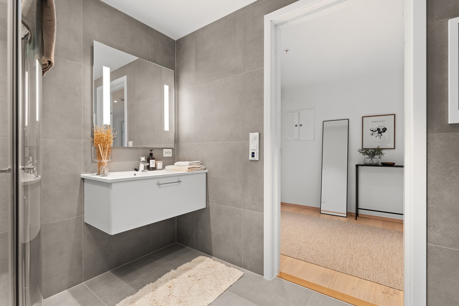 Leiligheten har to bad. Galleribilde