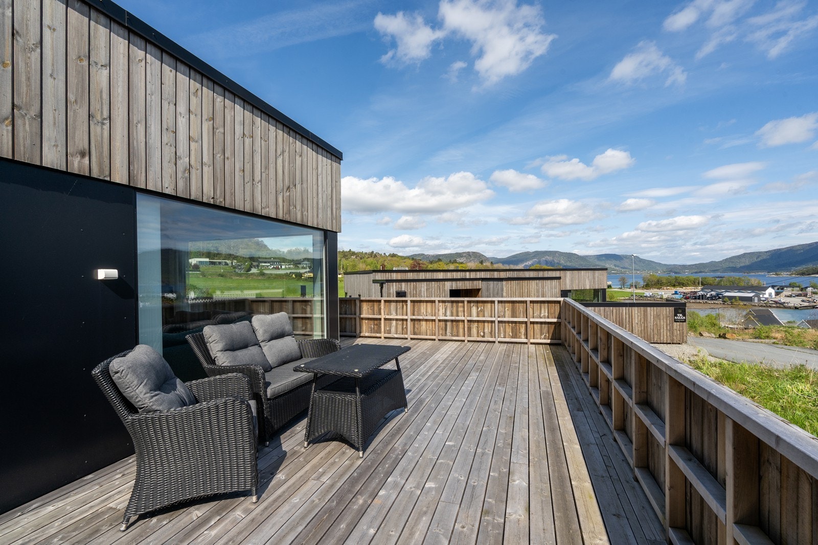 Her ligger alt til rette for å kunne nyte fine og varme sommerdager sammen med venner og familie Galleribilde