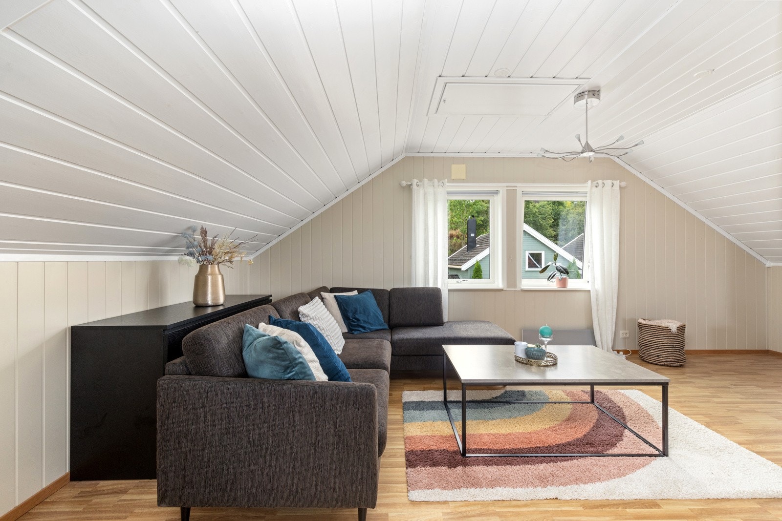 Loftstue Galleribilde