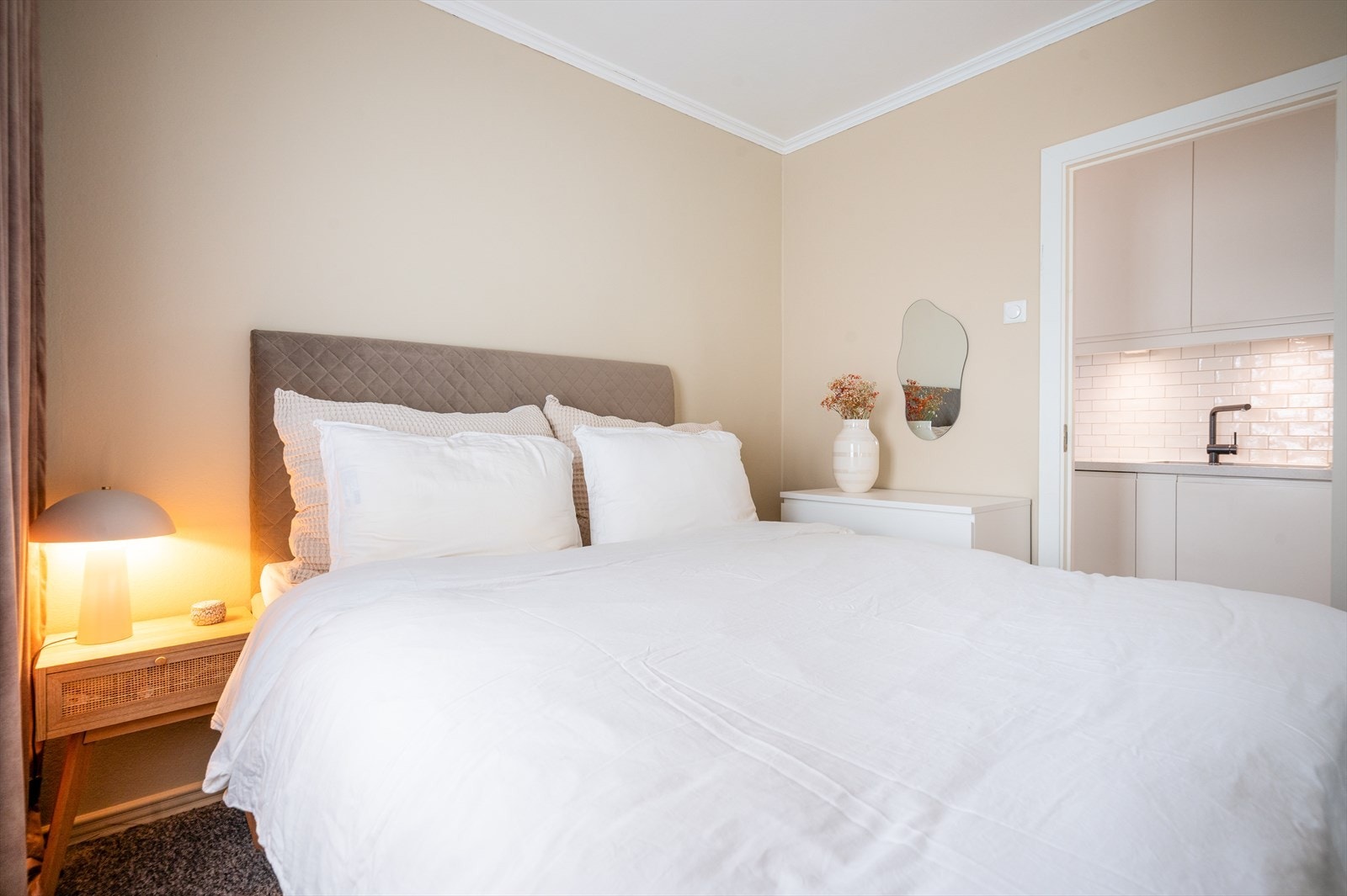 Soverommet er på gode 8,5 kvm. Galleribilde