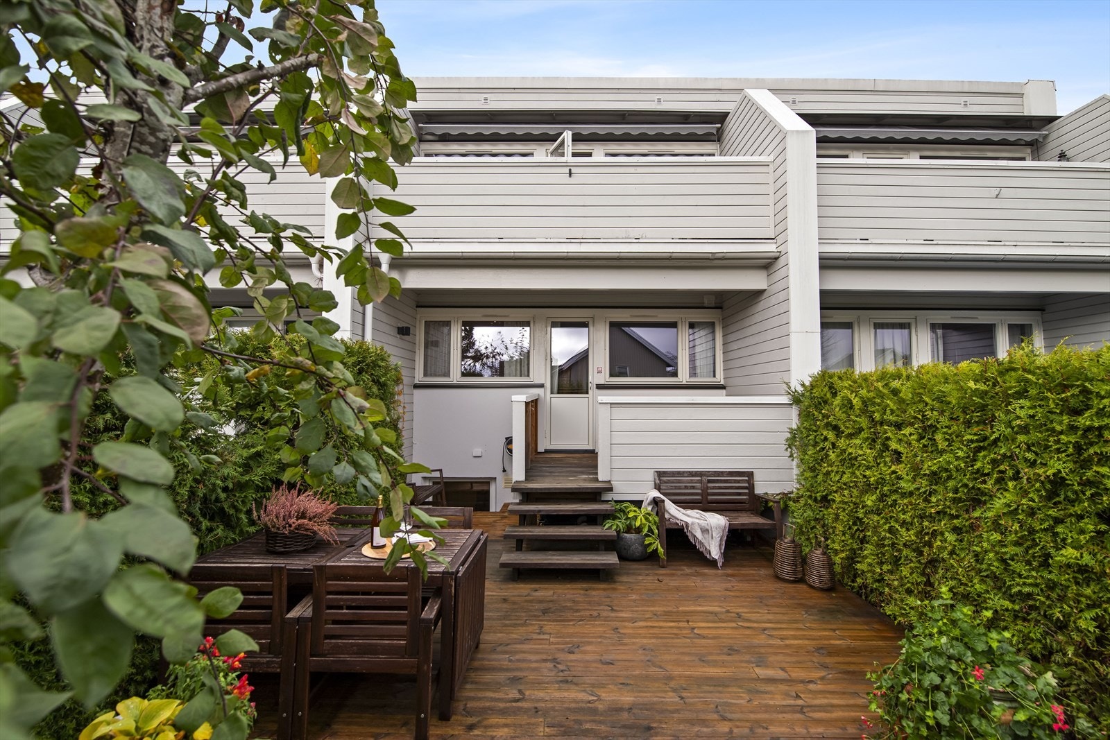 Nordvik Eiendomsmegling v/Christoffer Kvalshaugen ønsker deg velkommen til Grevinneveien 14H på Solvang. Galleribilde