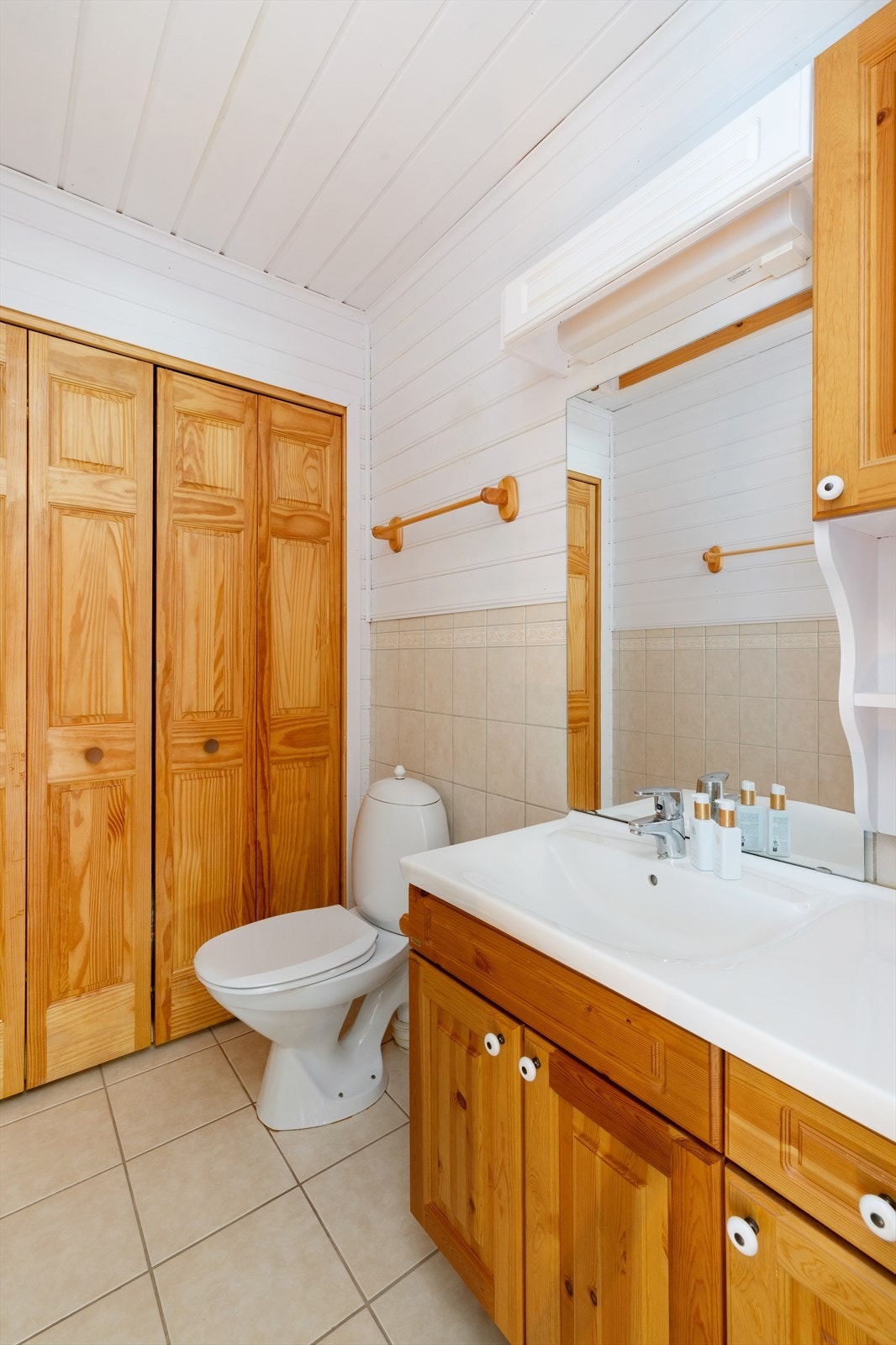 Gjestetoalett 1. etasje. Galleribilde